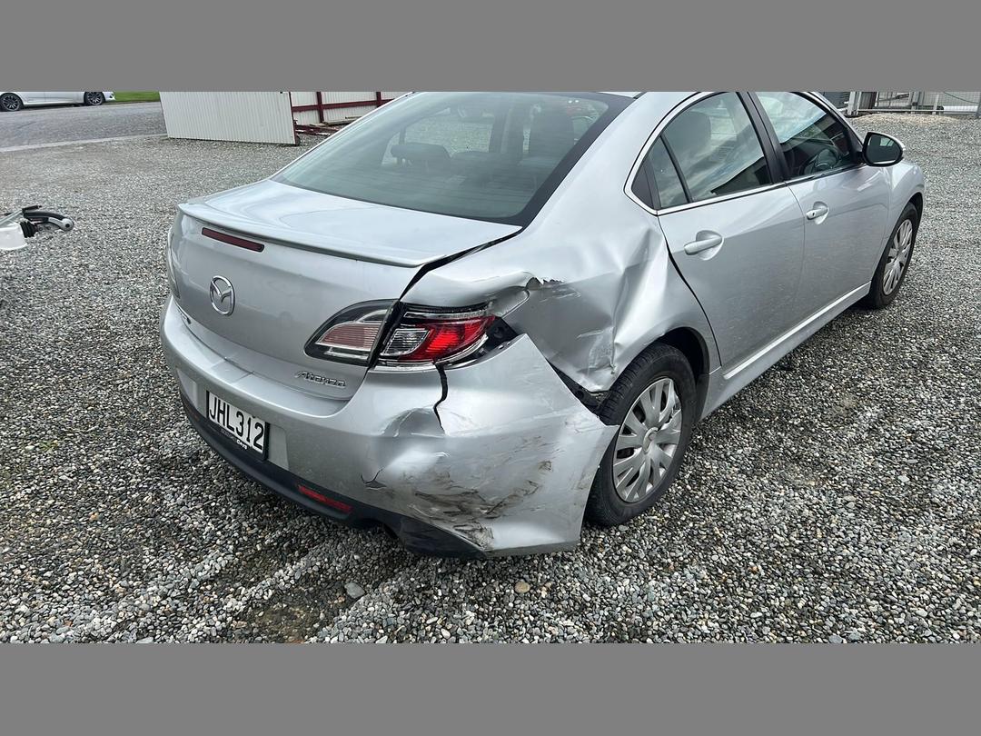 Photo '8' of Mazda Atenza