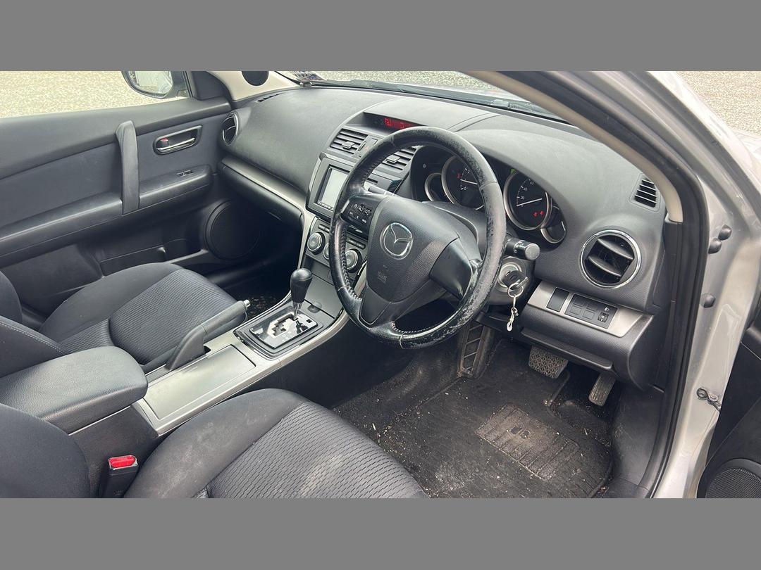 Photo '17' of Mazda Atenza