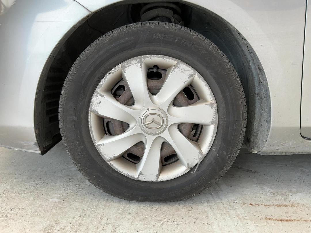 Photo '8' of Mazda Axela