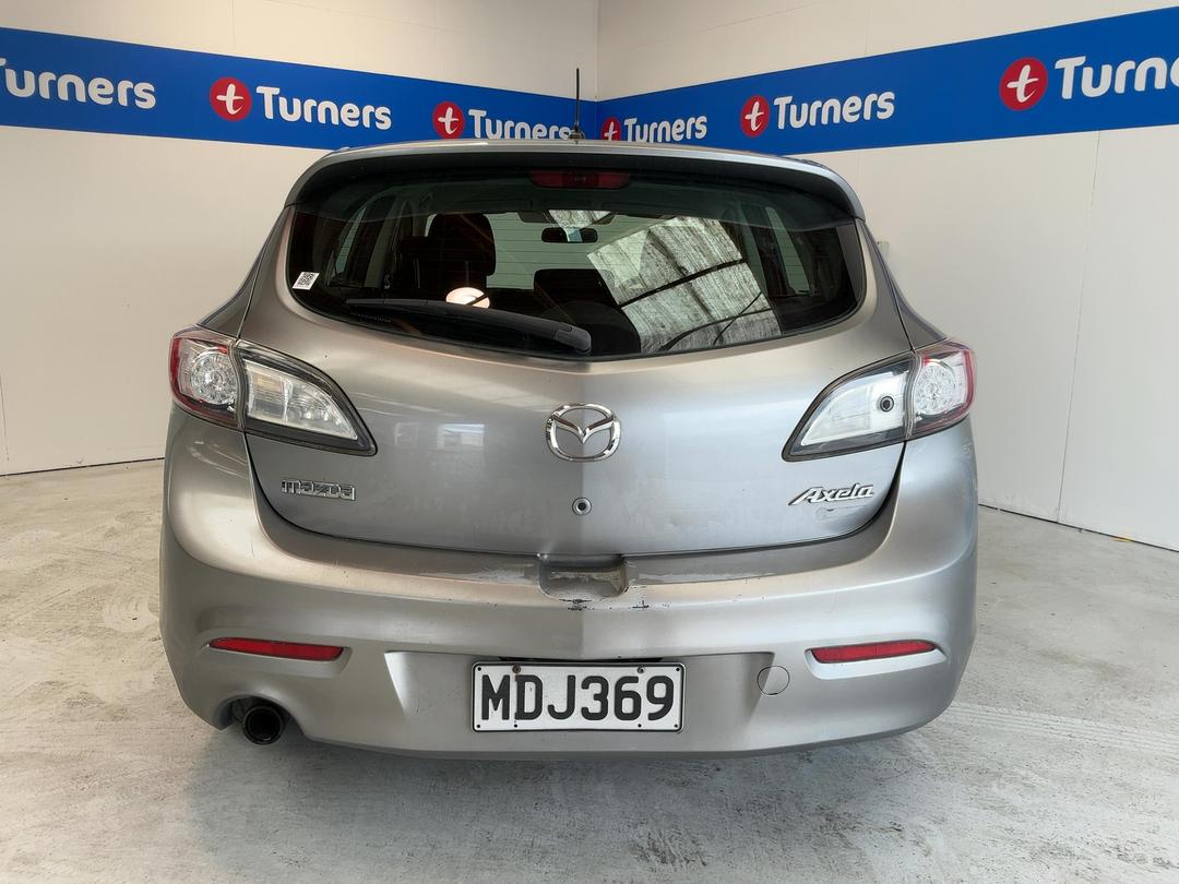 Photo '5' of Mazda Axela