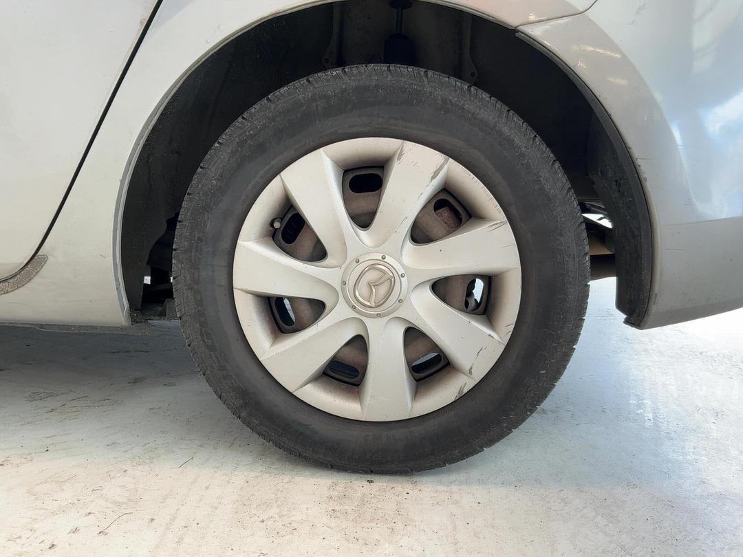 Photo '9' of Mazda Axela