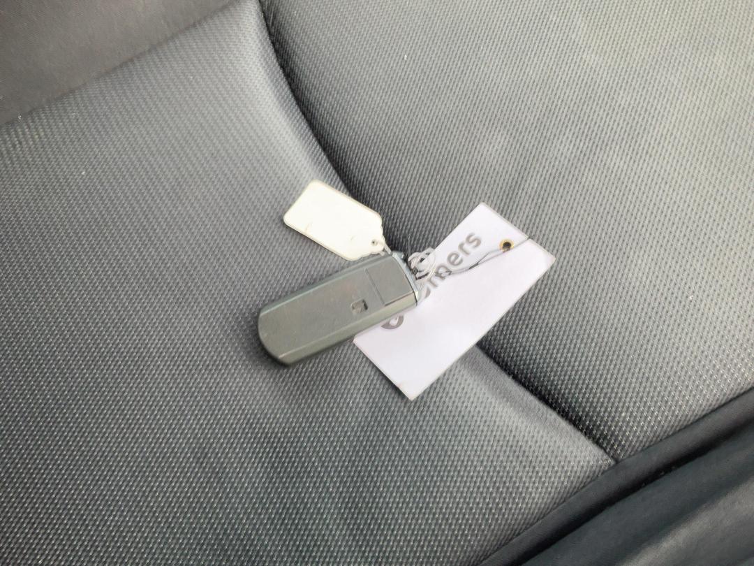 Photo '8' of Mazda Axela