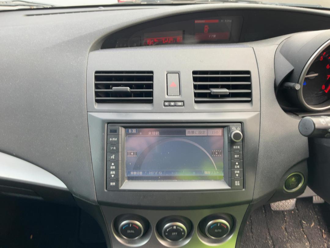 Photo '9' of Mazda Axela