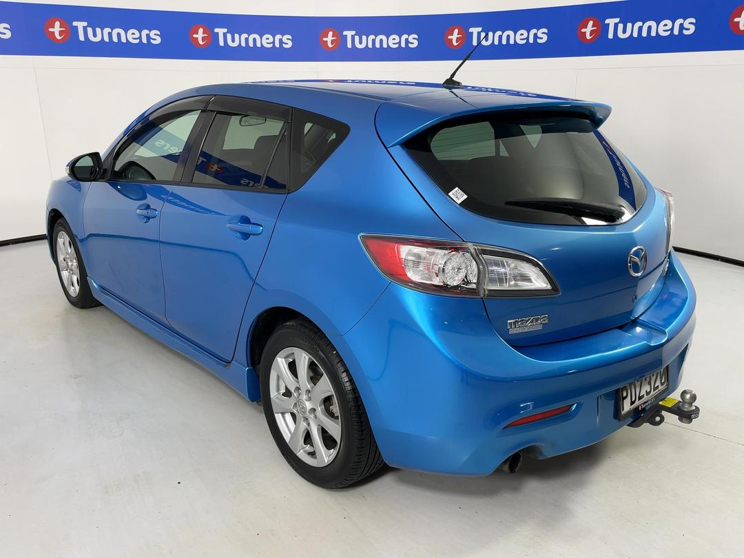 Photo '5' of Mazda Axela
