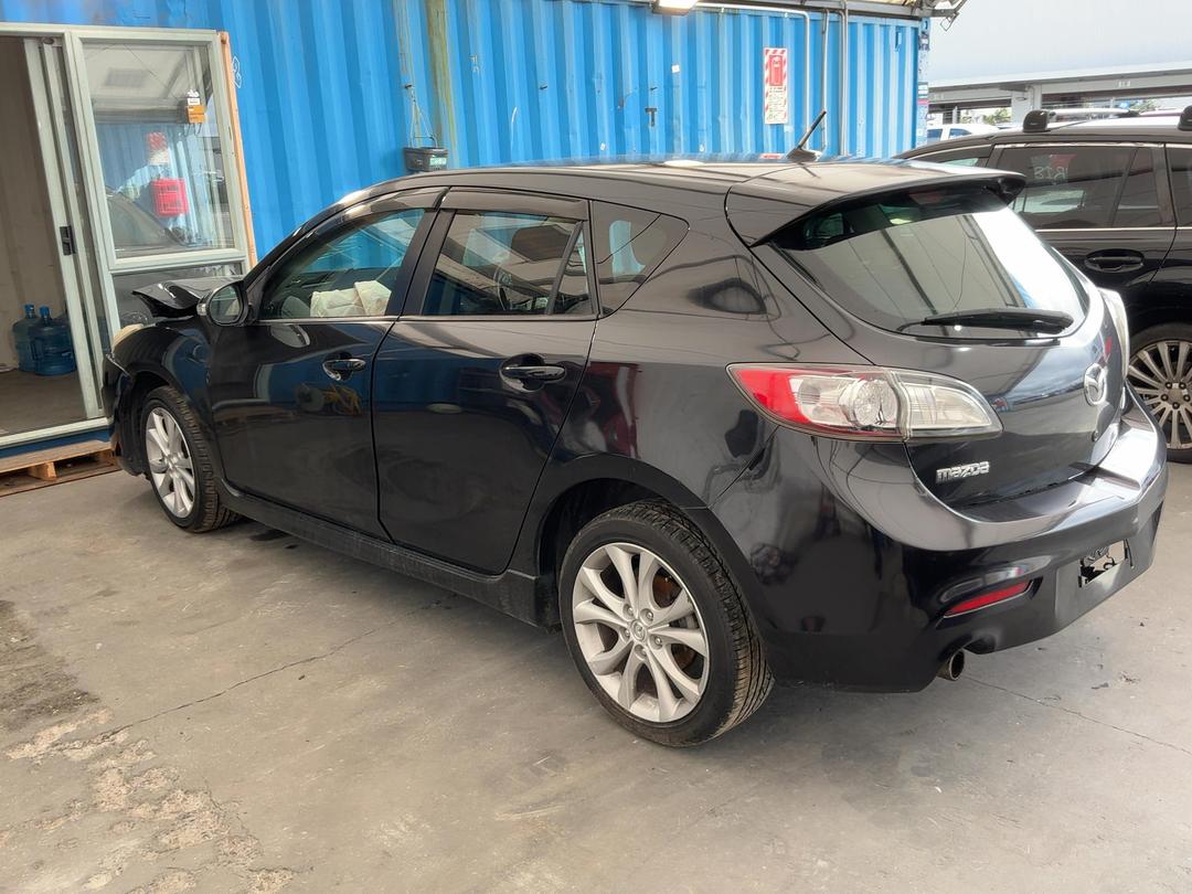 Photo '15' of Mazda Axela Photo '15' of Mazda Axela