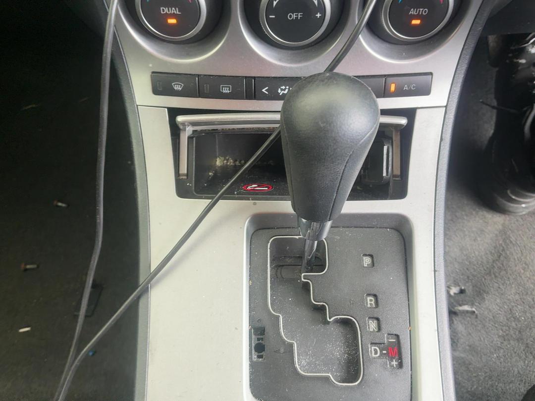 Photo '13' of Mazda Axela