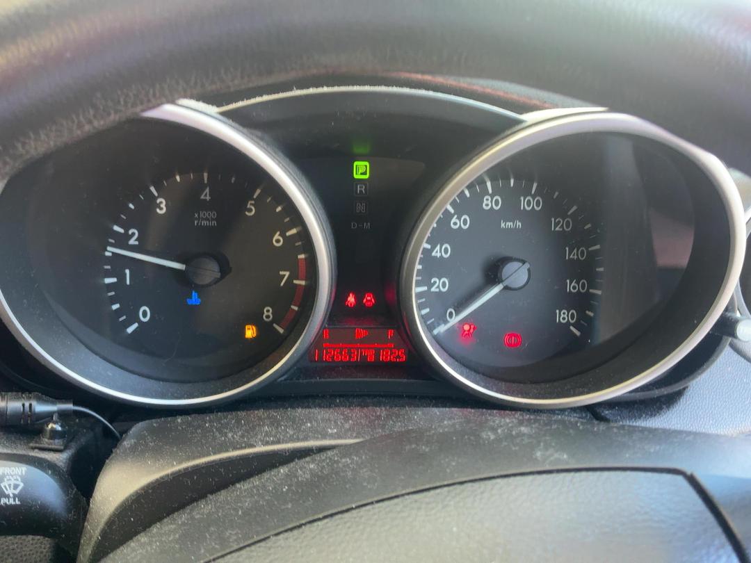 Photo '10' of Mazda Axela