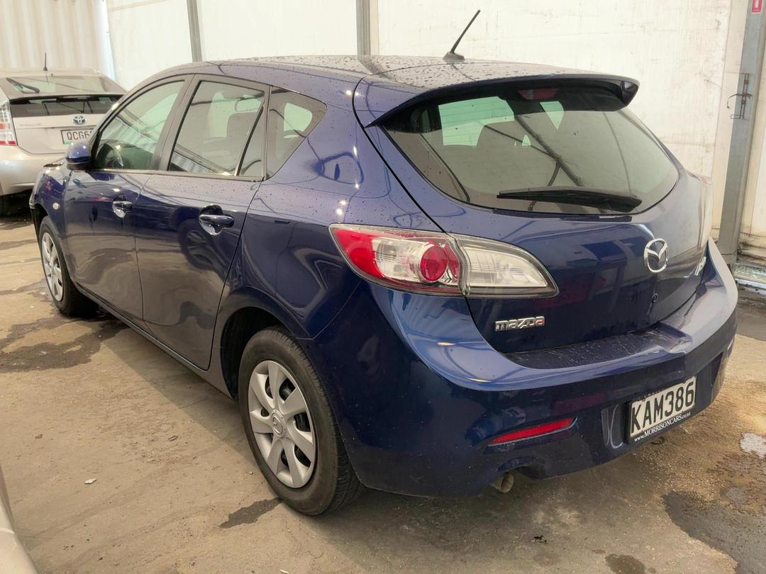 Photo '5' of Mazda Axela Photo '5' of Mazda Axela