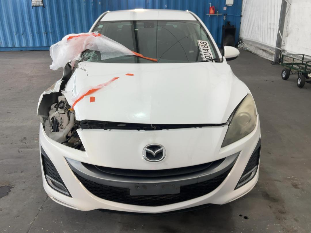 Photo '2' of Mazda Axela Photo '2' of Mazda Axela