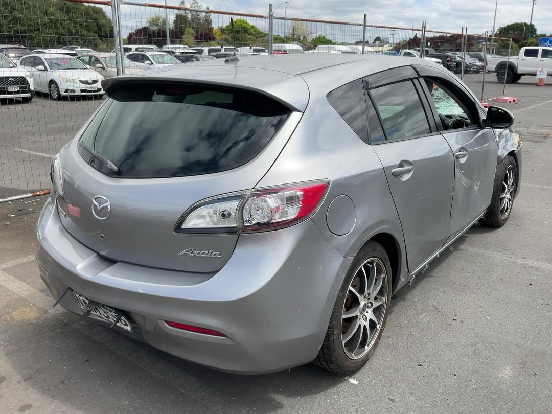 Photo '4' of Mazda Axela Photo '4' of Mazda Axela