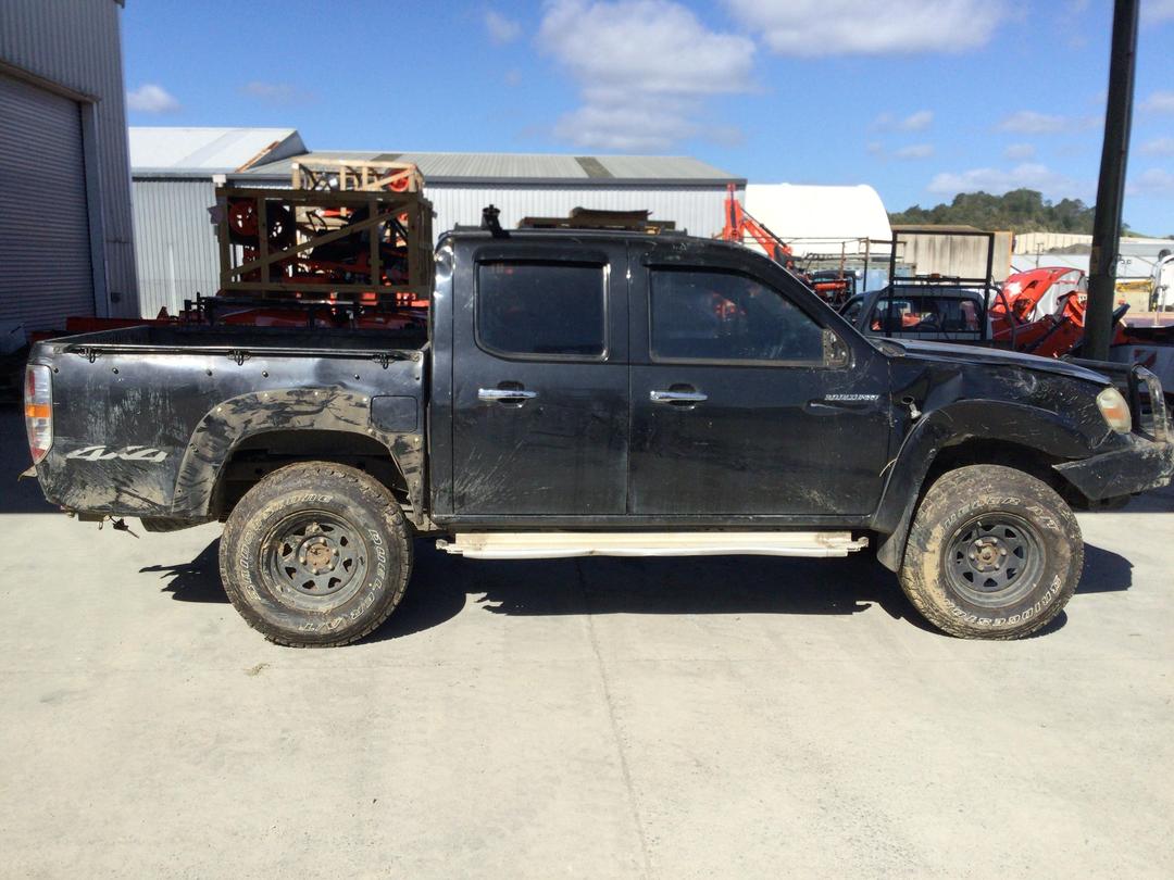 Photo '7' of Mazda Bt-50 D/CAB W/S SDX Photo '7' of Mazda Bt-50 D/CAB W/S SDX