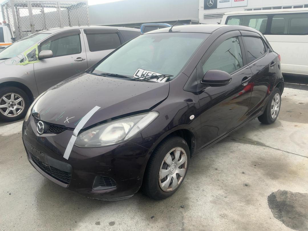 Photo '3' of Mazda Demio