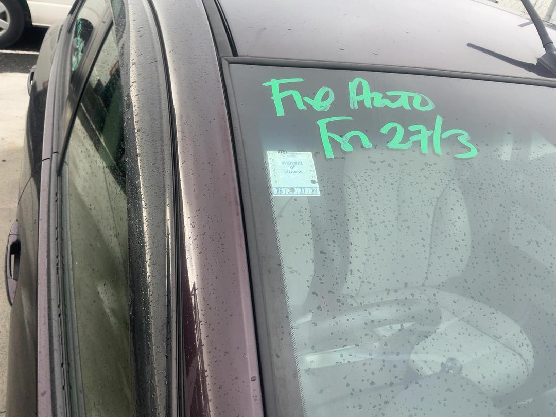 Photo '14' of Mazda Demio