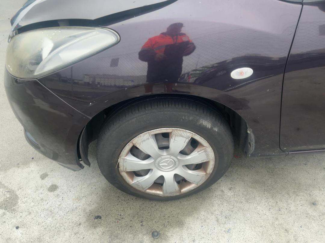 Photo '17' of Mazda Demio