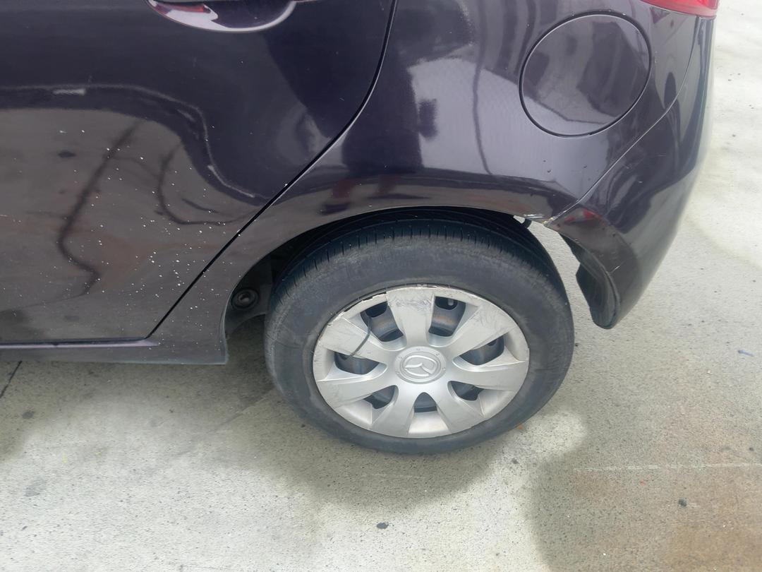 Photo '18' of Mazda Demio