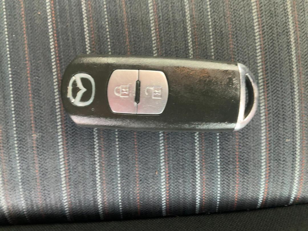 Photo '12' of Mazda Demio