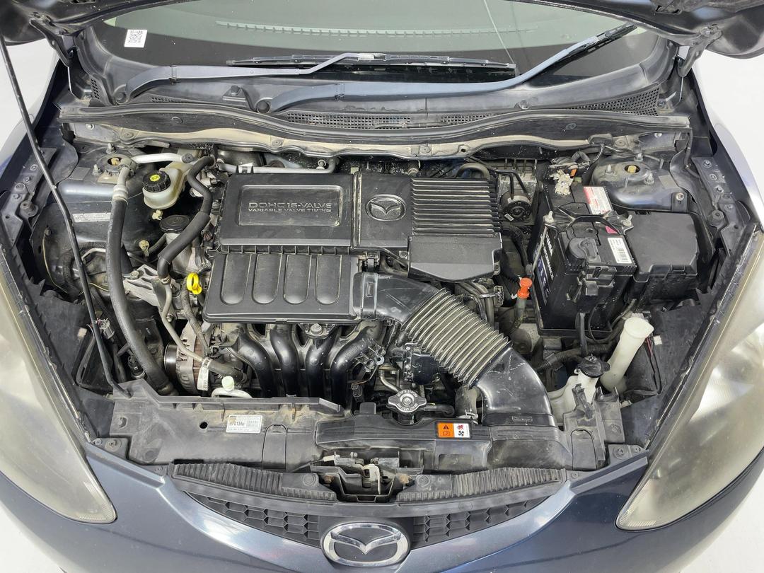 Photo '11' of Mazda Demio
