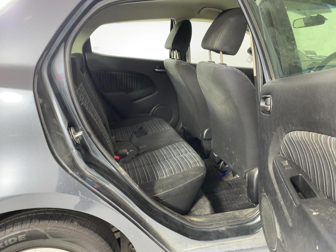 Photo '18' of Mazda Demio