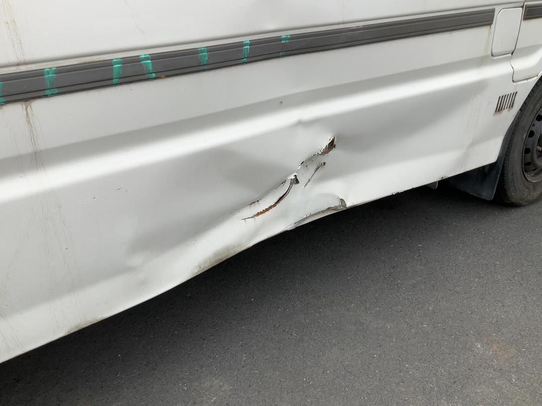 Photo '15' of Mazda E2000 LWB EGI