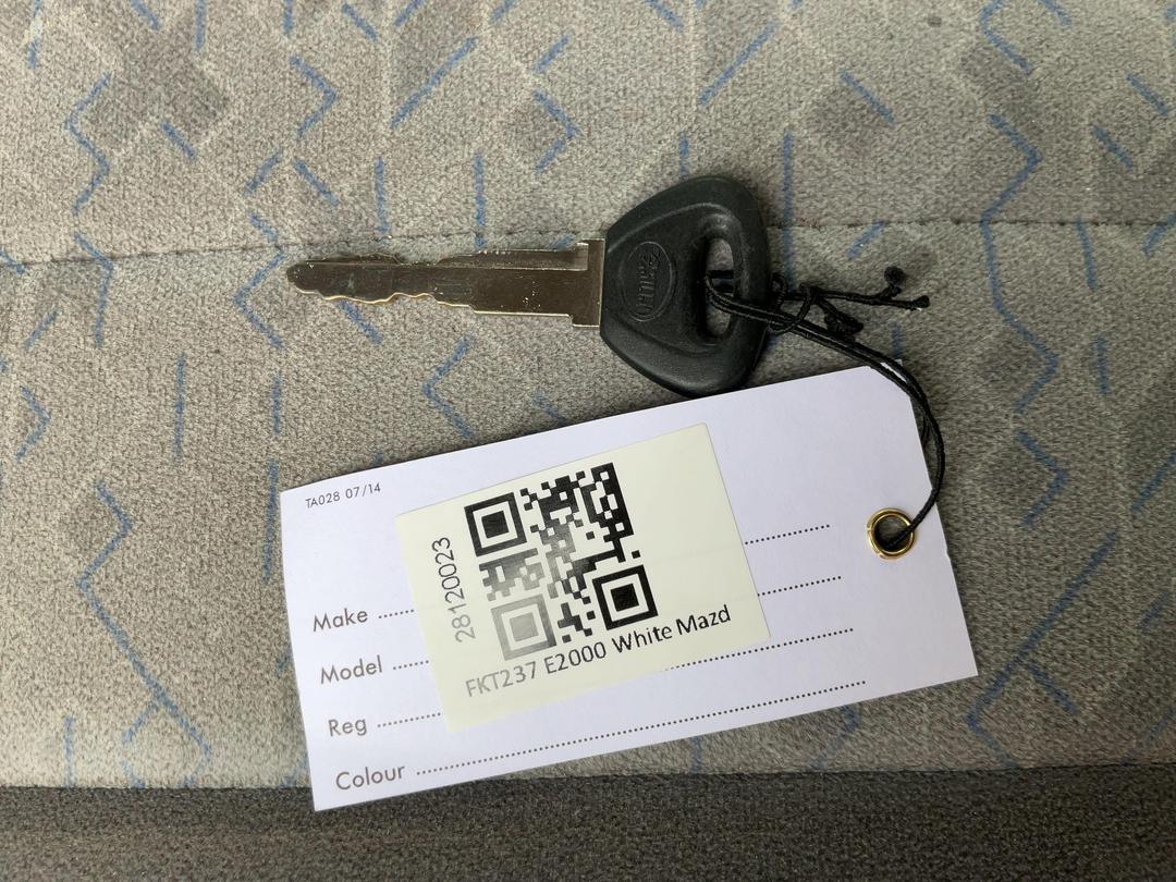 Photo '26' of Mazda E2000 LWB EGI