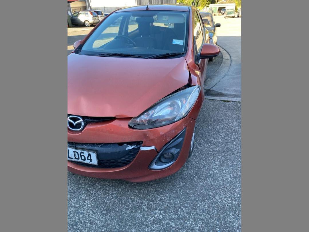 Photo '5' of Mazda Mazda2 Sport Photo '5' of Mazda Mazda2 Sport
