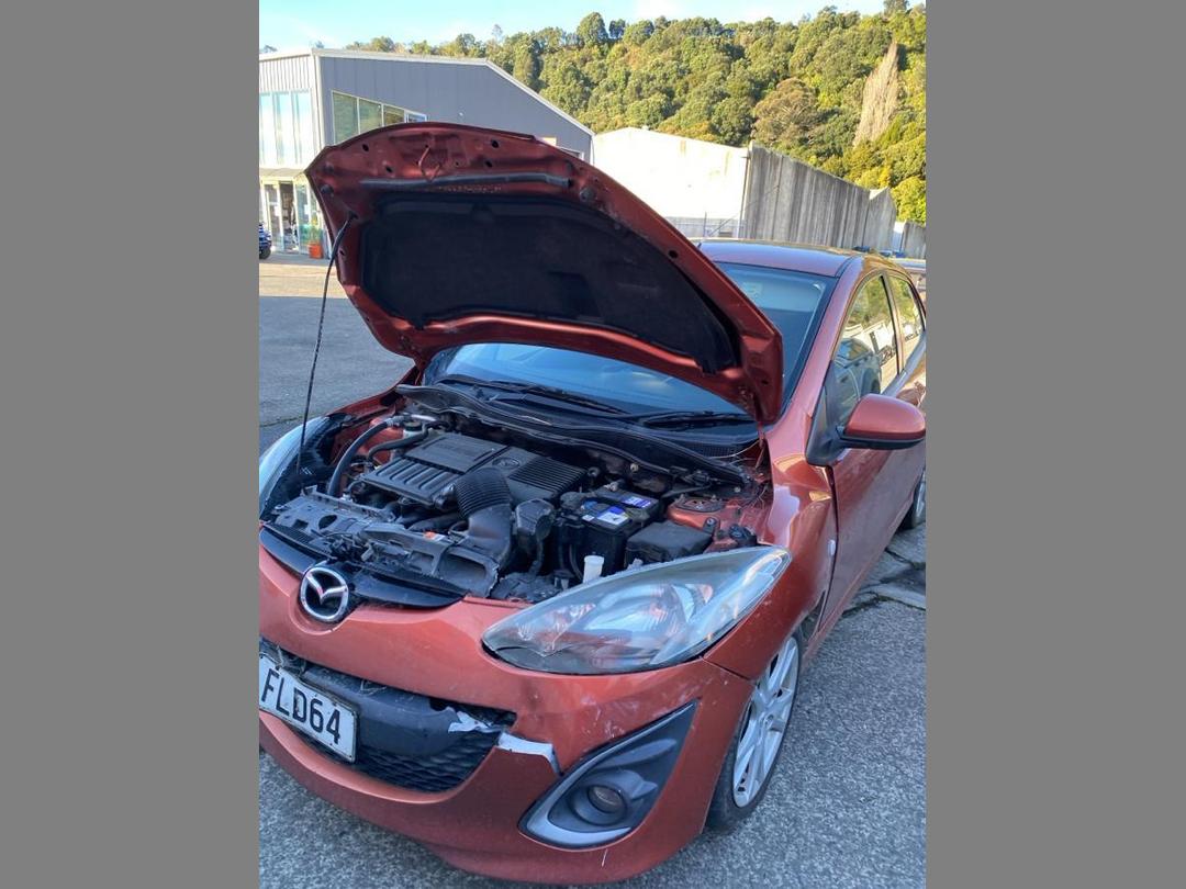 Photo '10' of Mazda Mazda2 Sport Photo '10' of Mazda Mazda2 Sport