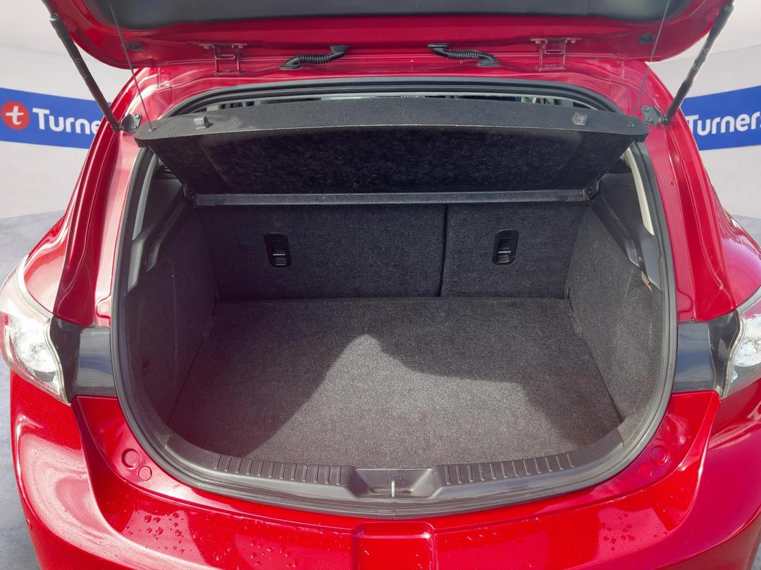 Photo '14' of Mazda Mazda3