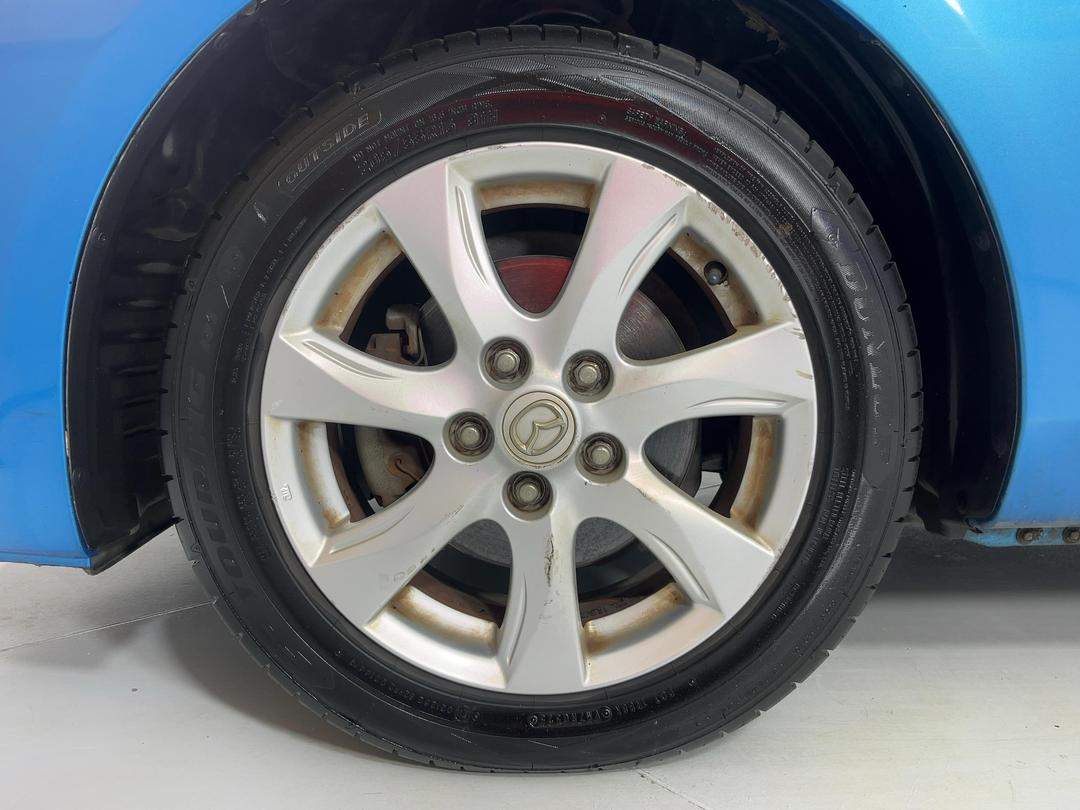 Photo '10' of Mazda Mazda3