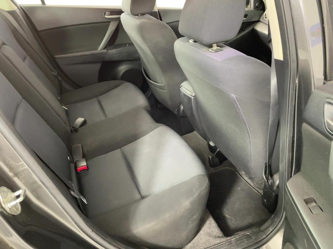 Photo '18' of Mazda Mazda3 GSX Photo '18' of Mazda Mazda3 GSX