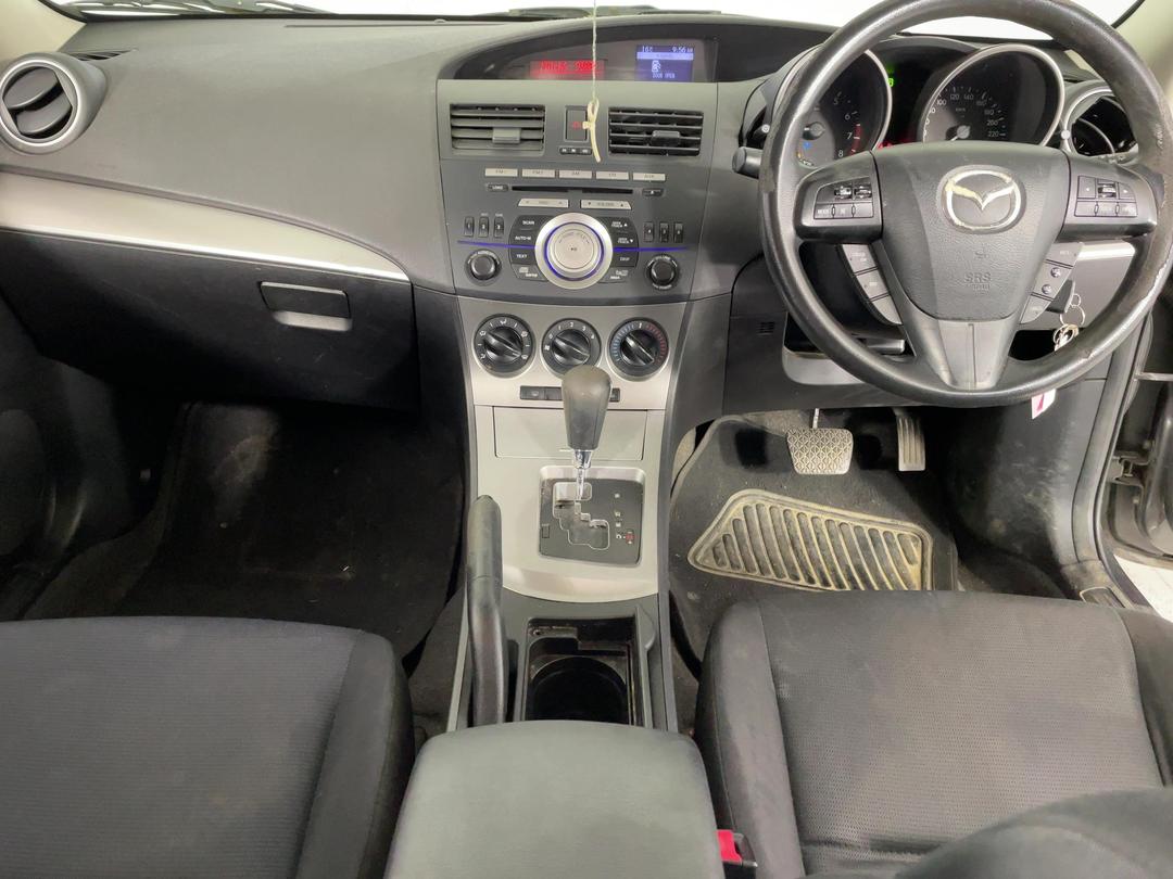 Photo '19' of Mazda Mazda3 GSX Photo '19' of Mazda Mazda3 GSX