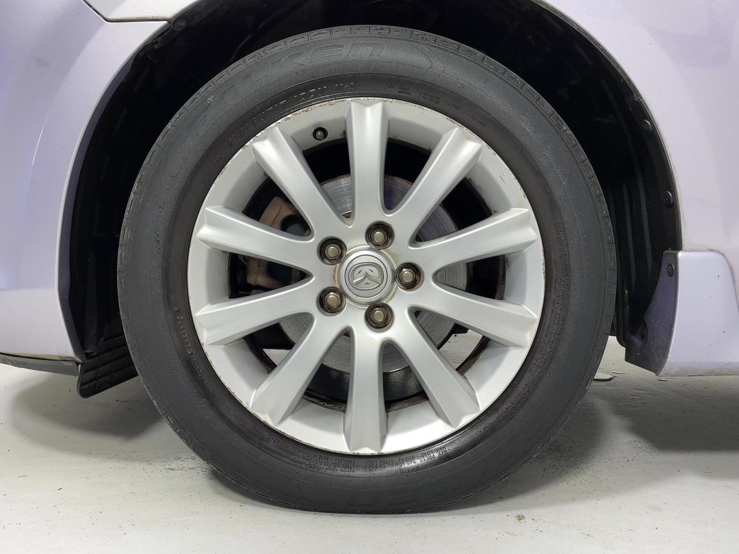 Photo '10' of Mazda MPV