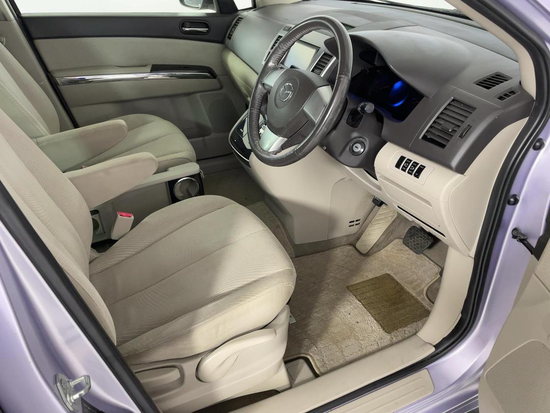 Photo '16' of Mazda MPV
