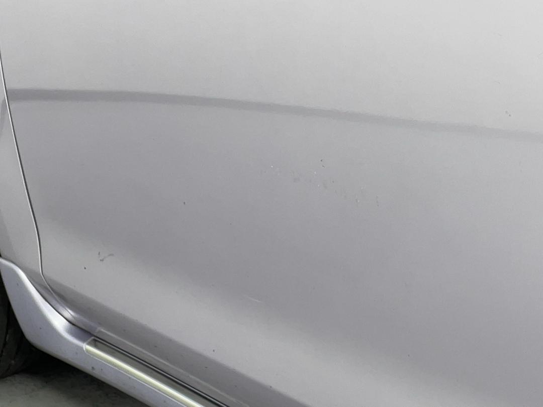 Photo '24' of Mazda MPV