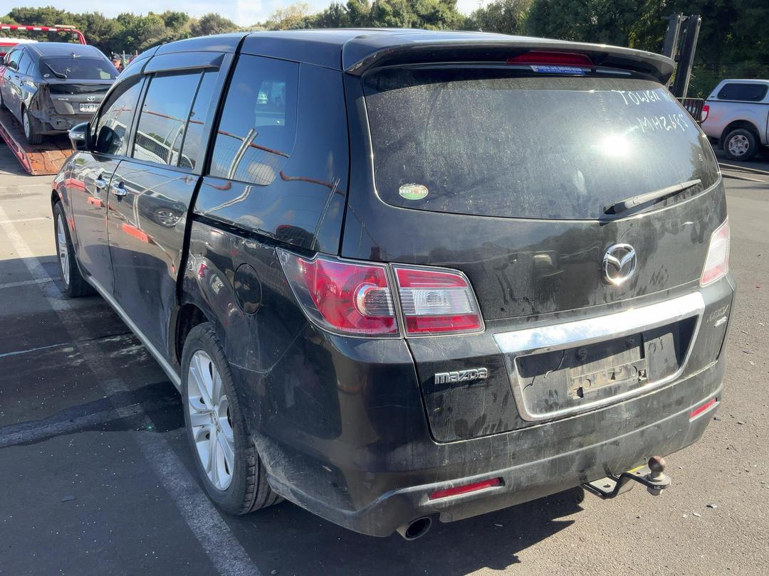 Photo '3' of Mazda MPV Photo '3' of Mazda MPV