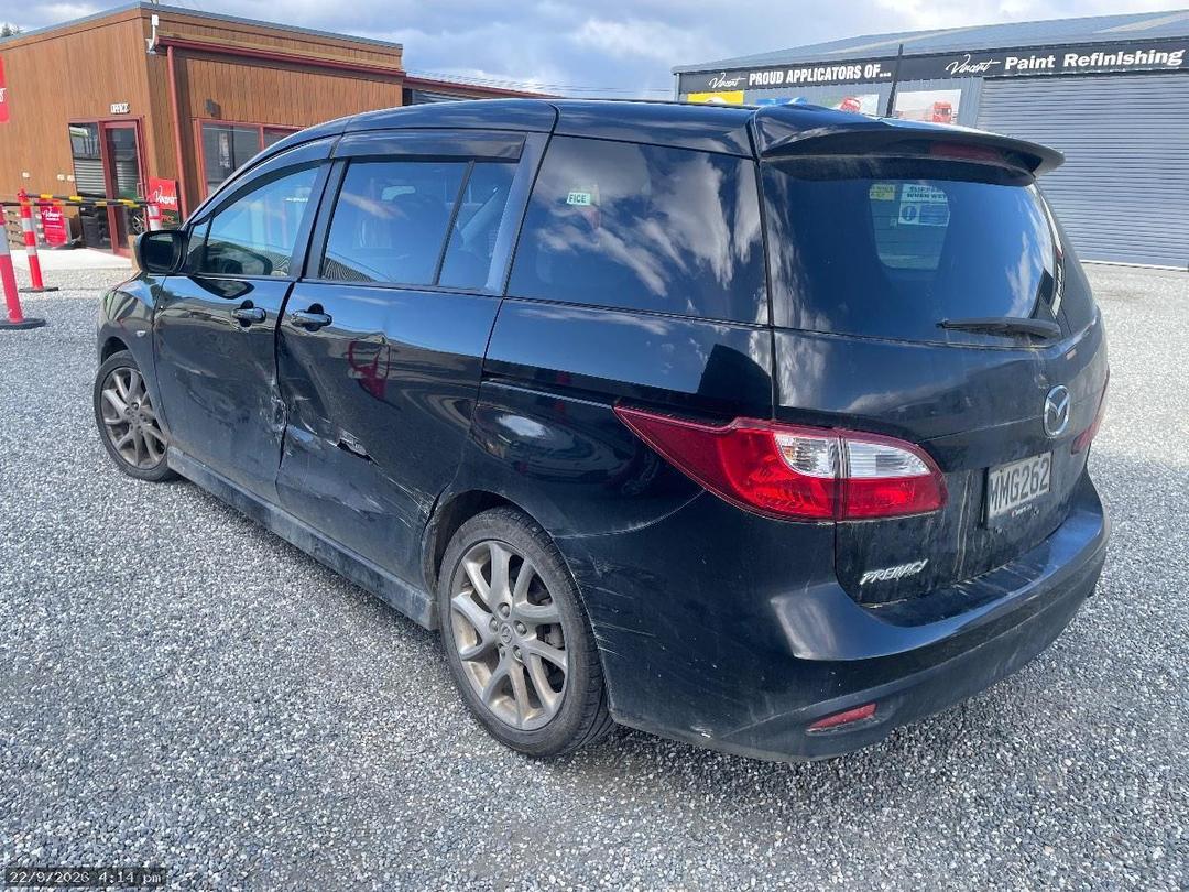 Photo '13' of Mazda Premacy