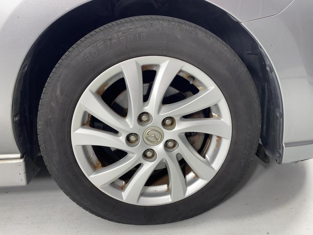 Photo '9' of Mazda Premacy