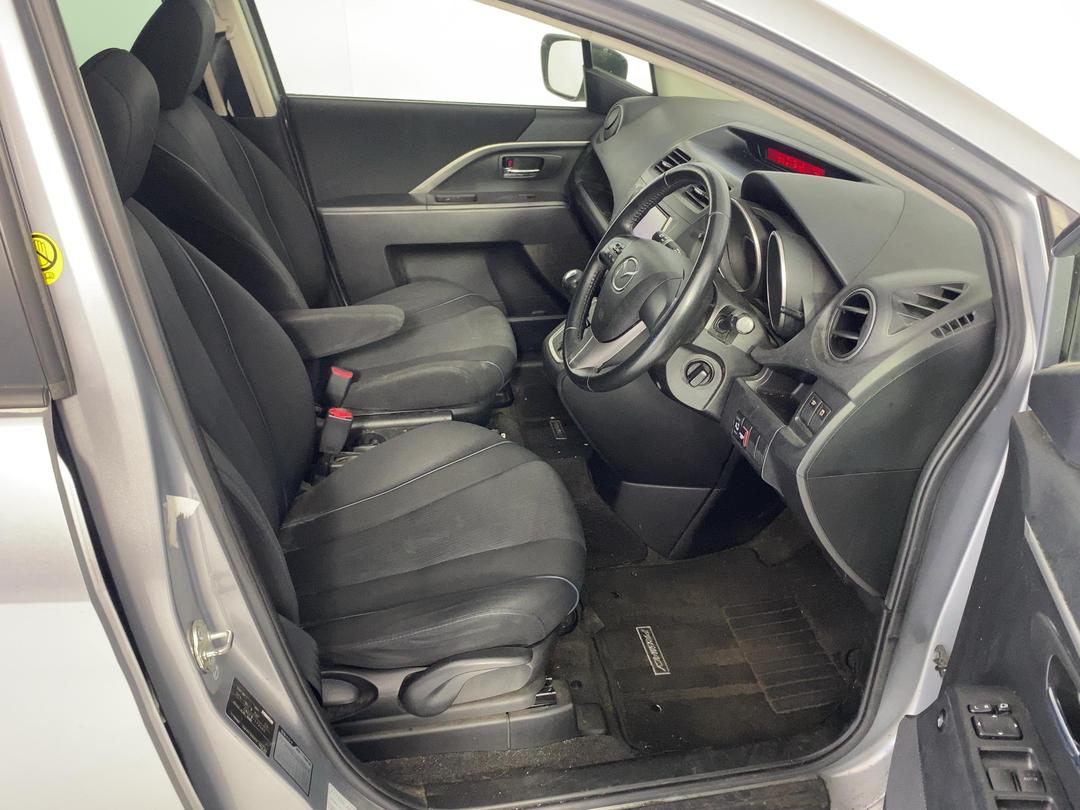 Photo '16' of Mazda Premacy