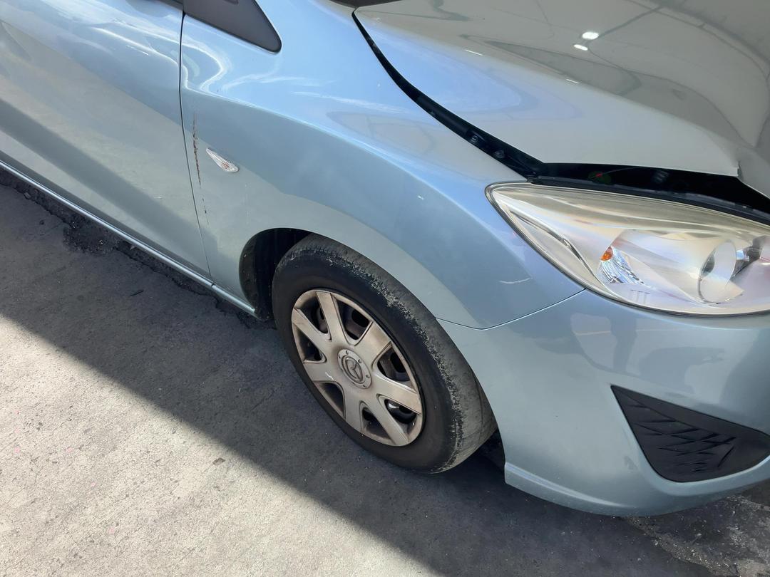 Photo '2' of Mazda Premacy