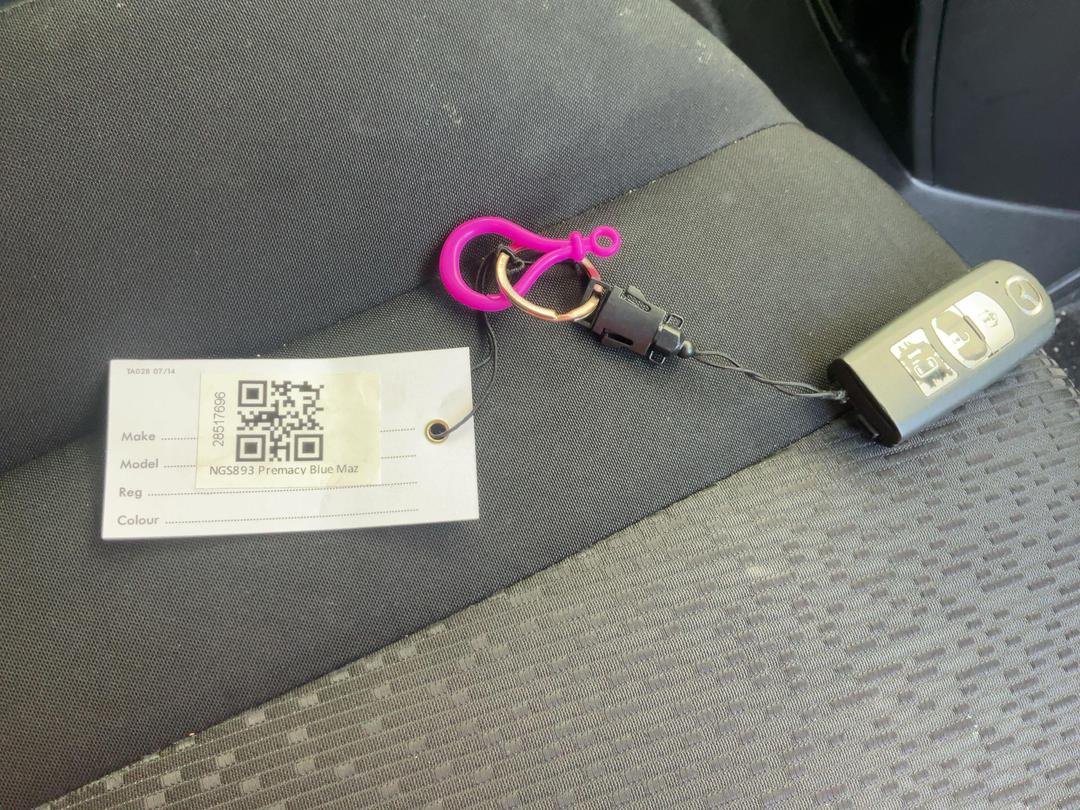 Photo '21' of Mazda Premacy
