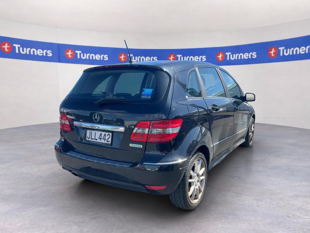 Photo '4' of Mercedes-Benz B-Class B200 Photo '4' of Mercedes-Benz B-Class B200