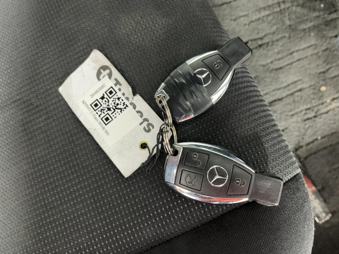 Photo '22' of Mercedes-Benz C-Class