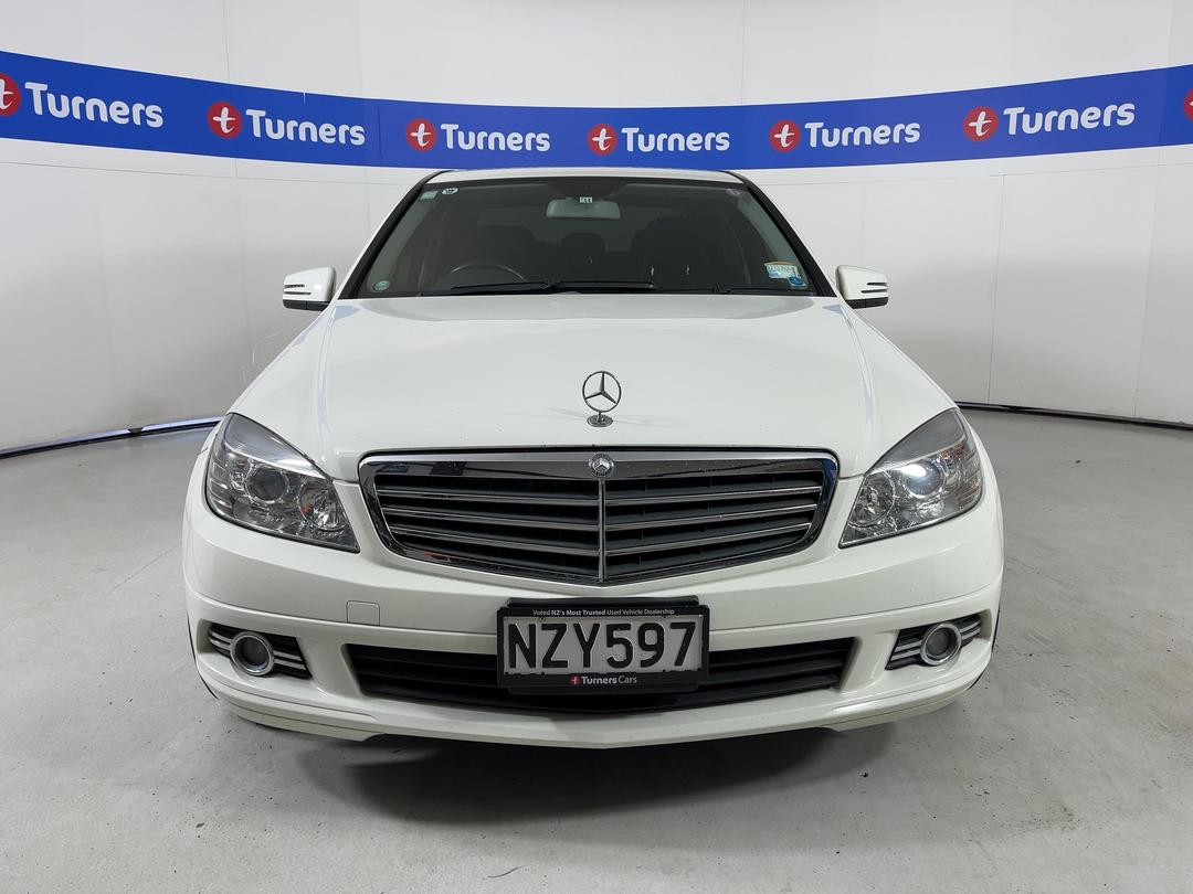 Photo '2' of Mercedes-Benz C-Class