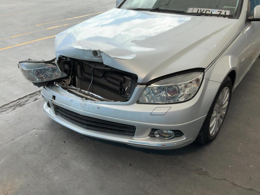 Photo '5' of Mercedes-Benz C200