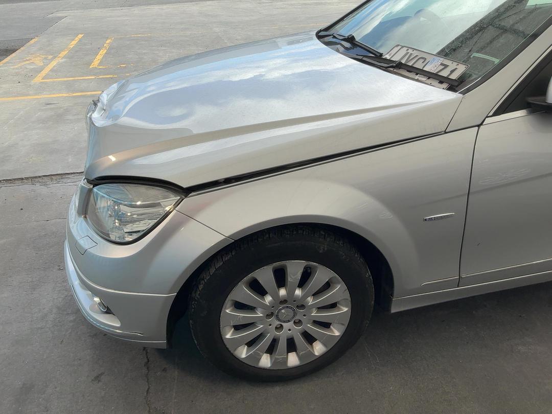 Photo '8' of Mercedes-Benz C200