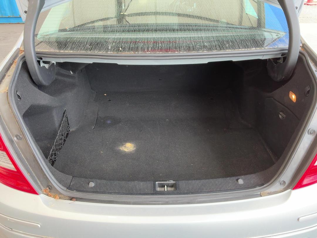Photo '11' of Mercedes-Benz C200