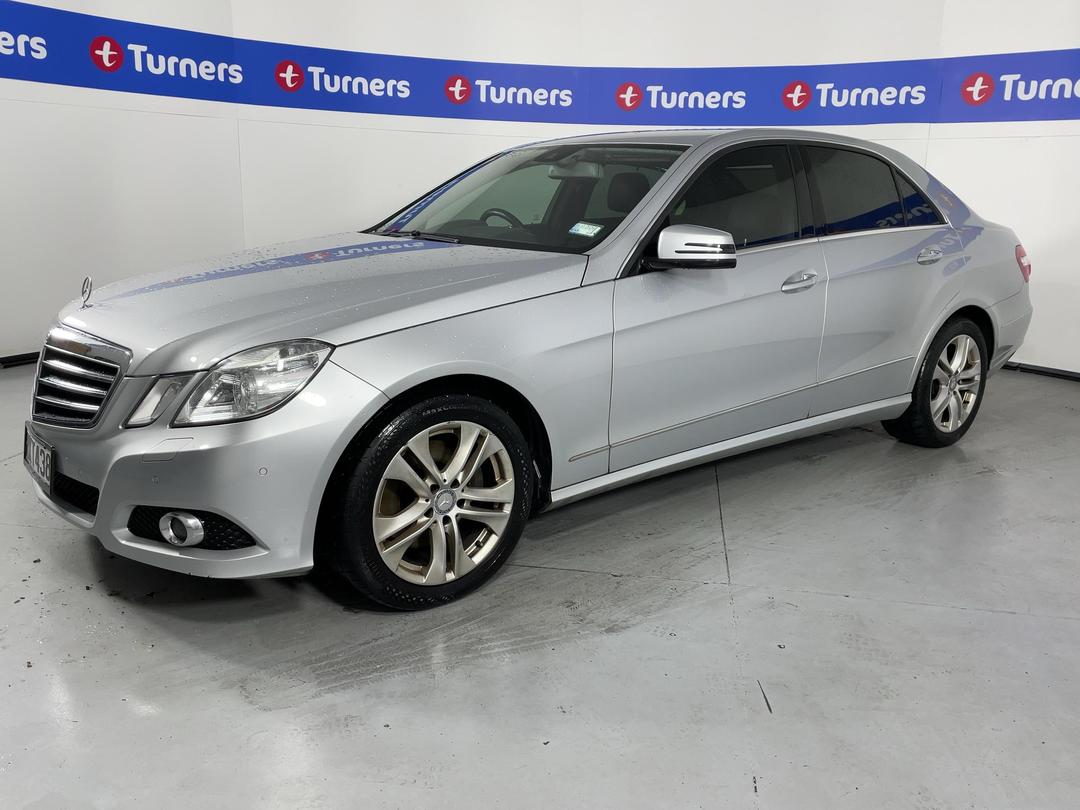 Photo '4' of Mercedes-Benz E-Class
