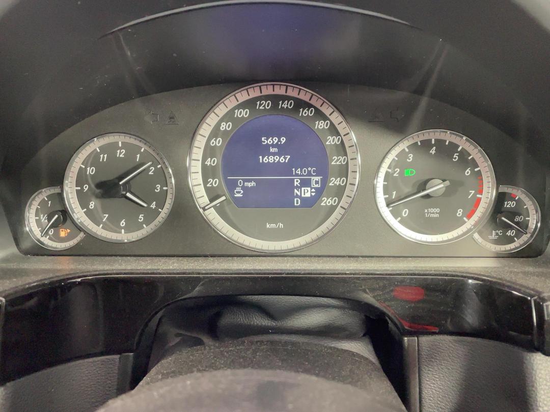 Photo '21' of Mercedes-Benz E-Class