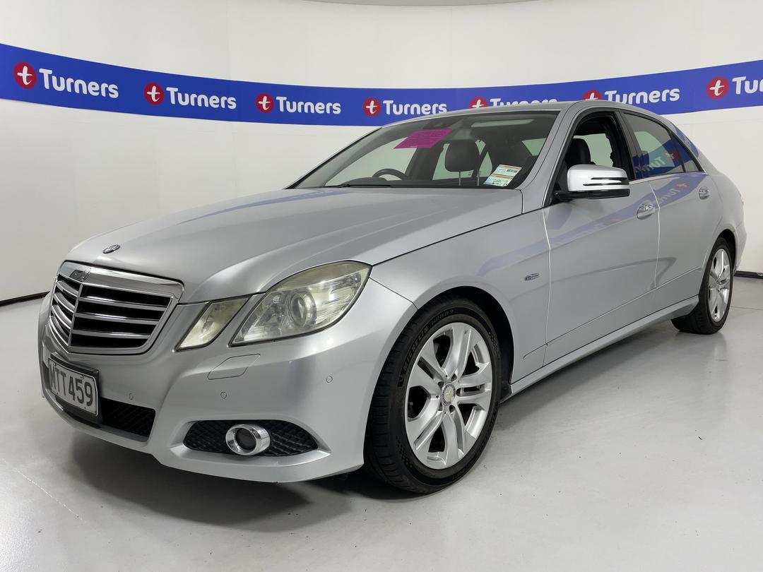 Photo '4' of Mercedes-Benz E-Class E350 Bluetec Photo '4' of Mercedes-Benz E-Class E350 Bluetec