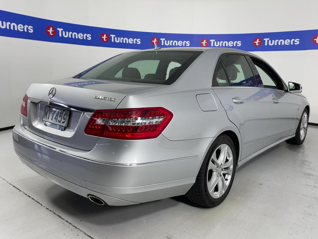Photo '7' of Mercedes-Benz E-Class E350 Bluetec Photo '7' of Mercedes-Benz E-Class E350 Bluetec