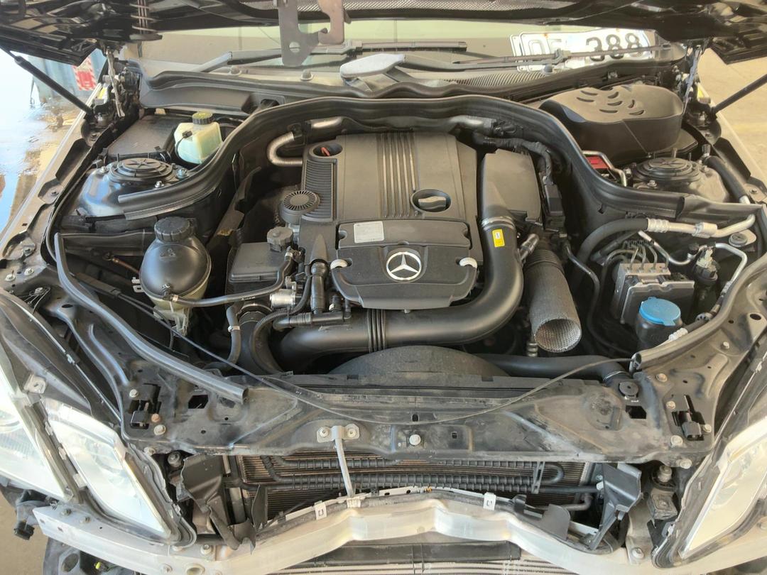 Photo '21' of Mercedes-Benz E-Class E250CGI Photo '21' of Mercedes-Benz E-Class E250CGI